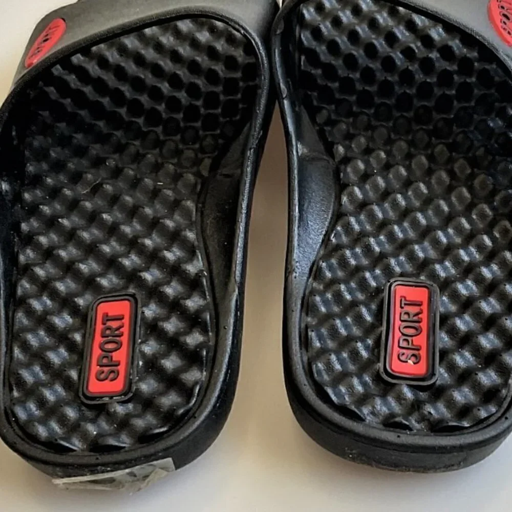 NEW SPORT BRAND BOYS’ SLIDES